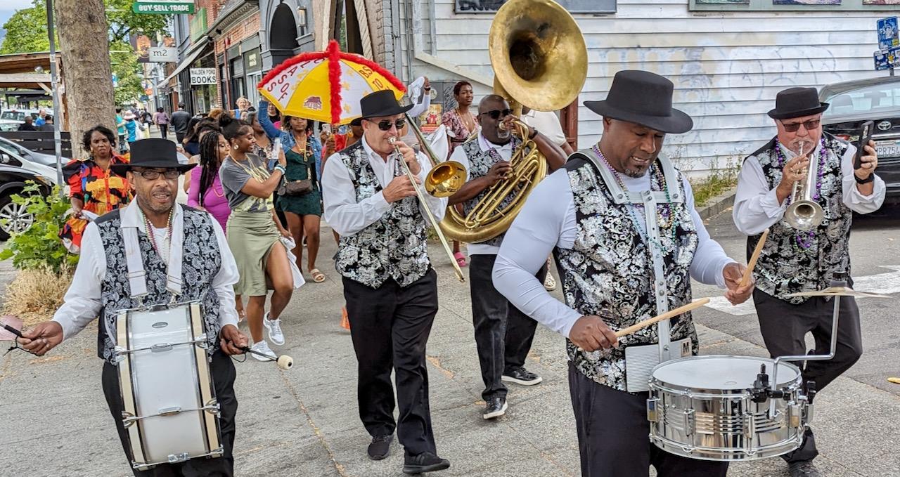 Grand Avenue Merchant News – July 2023