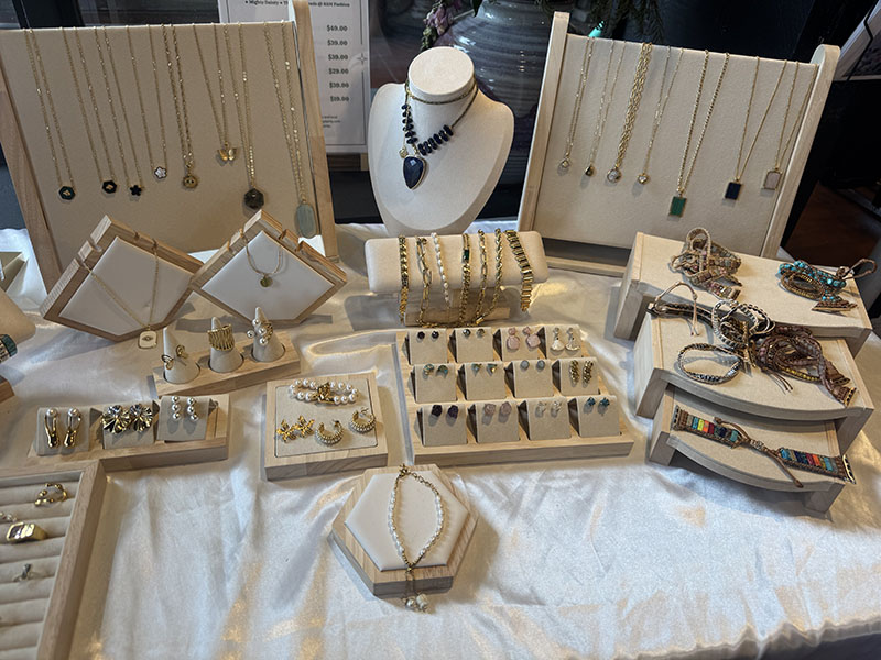 assorted jewelry