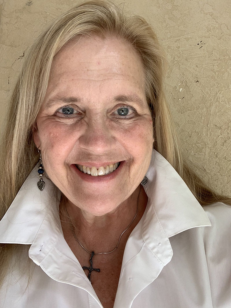Janice Roberts headshot